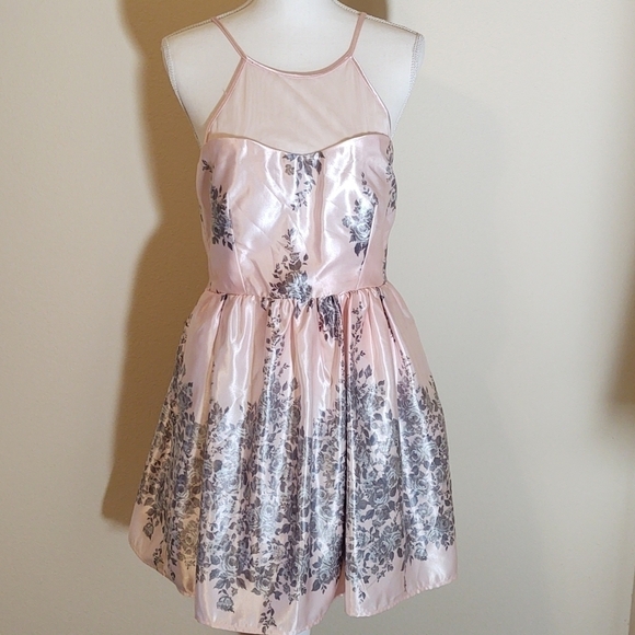 Teeze Me Dresses & Skirts - Teeze Me Pink / Gray Flare Dress